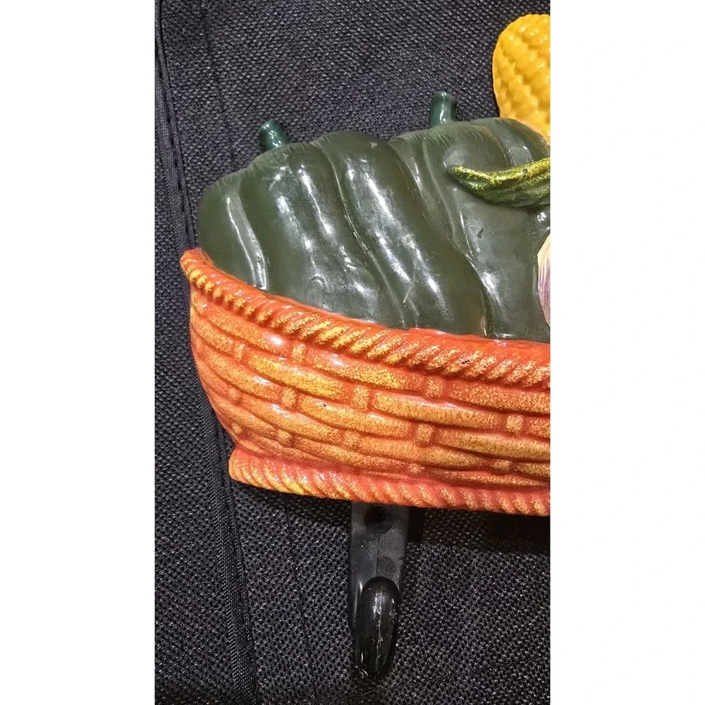 Vintage‎ Veggie Weave Basket Wall Decor Hanging Plaque 3 Hooks Kitchen 1970s